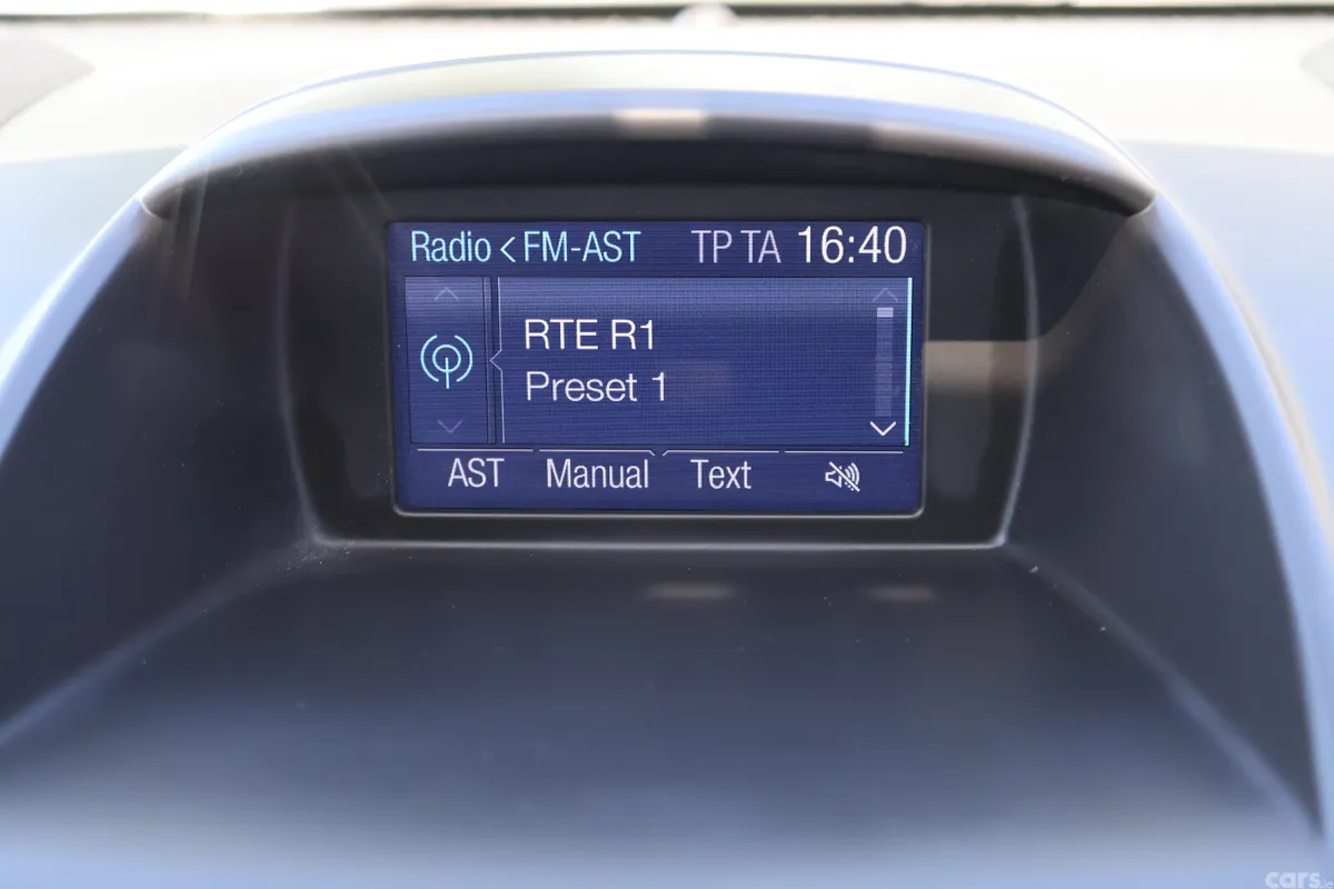 Ford Fiesta Hatchback, Petrol, 2017, Grey