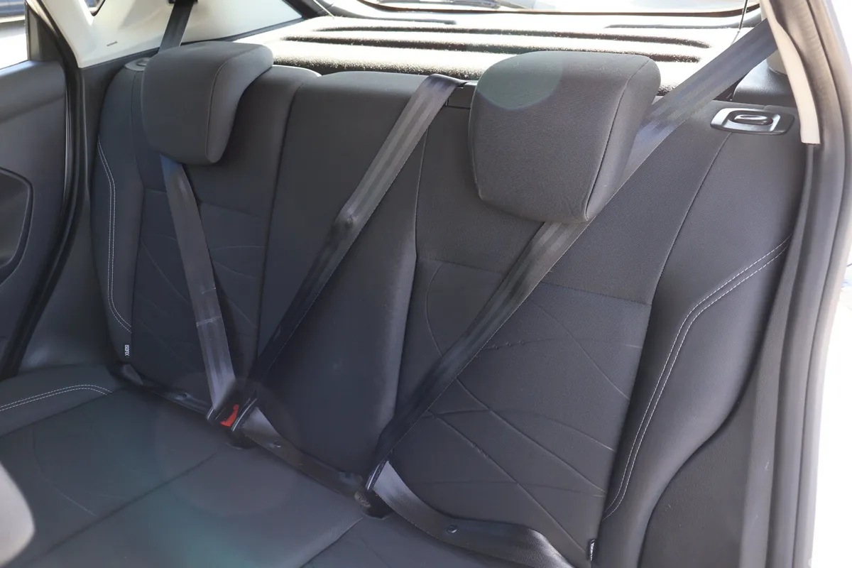 Ford Fiesta Hatchback, Petrol, 2017, Grey