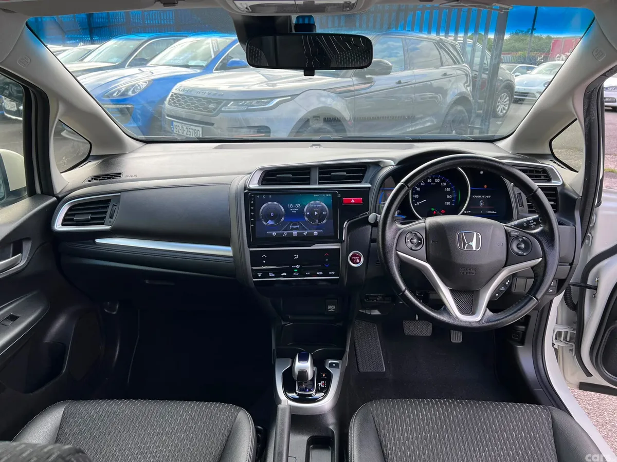 Honda Fit Hatchback, Petrol Hybrid, 2016, White