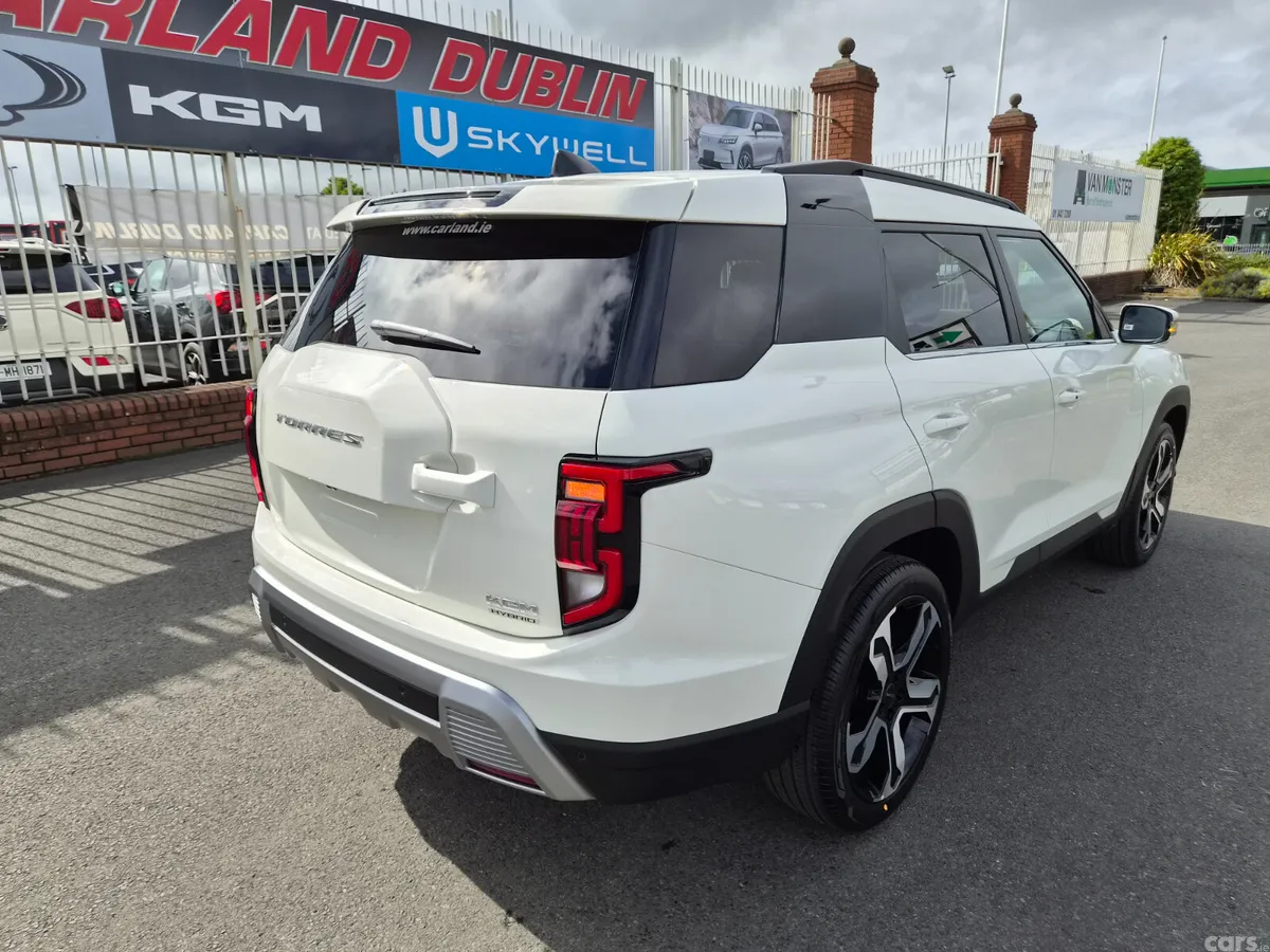 KGM Torres SUV, Petrol Hybrid, 2026, White