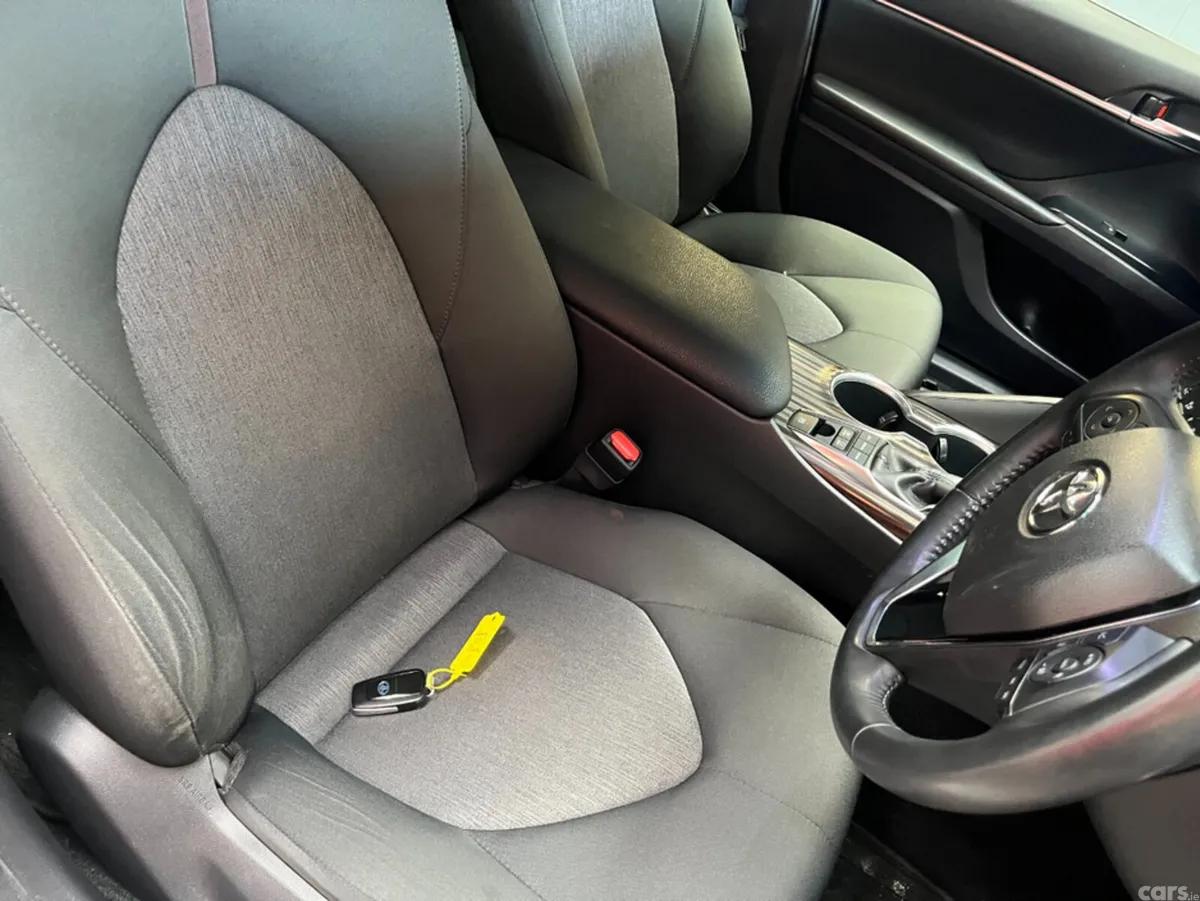 Toyota Camry Saloon, Petrol, 2020, Black