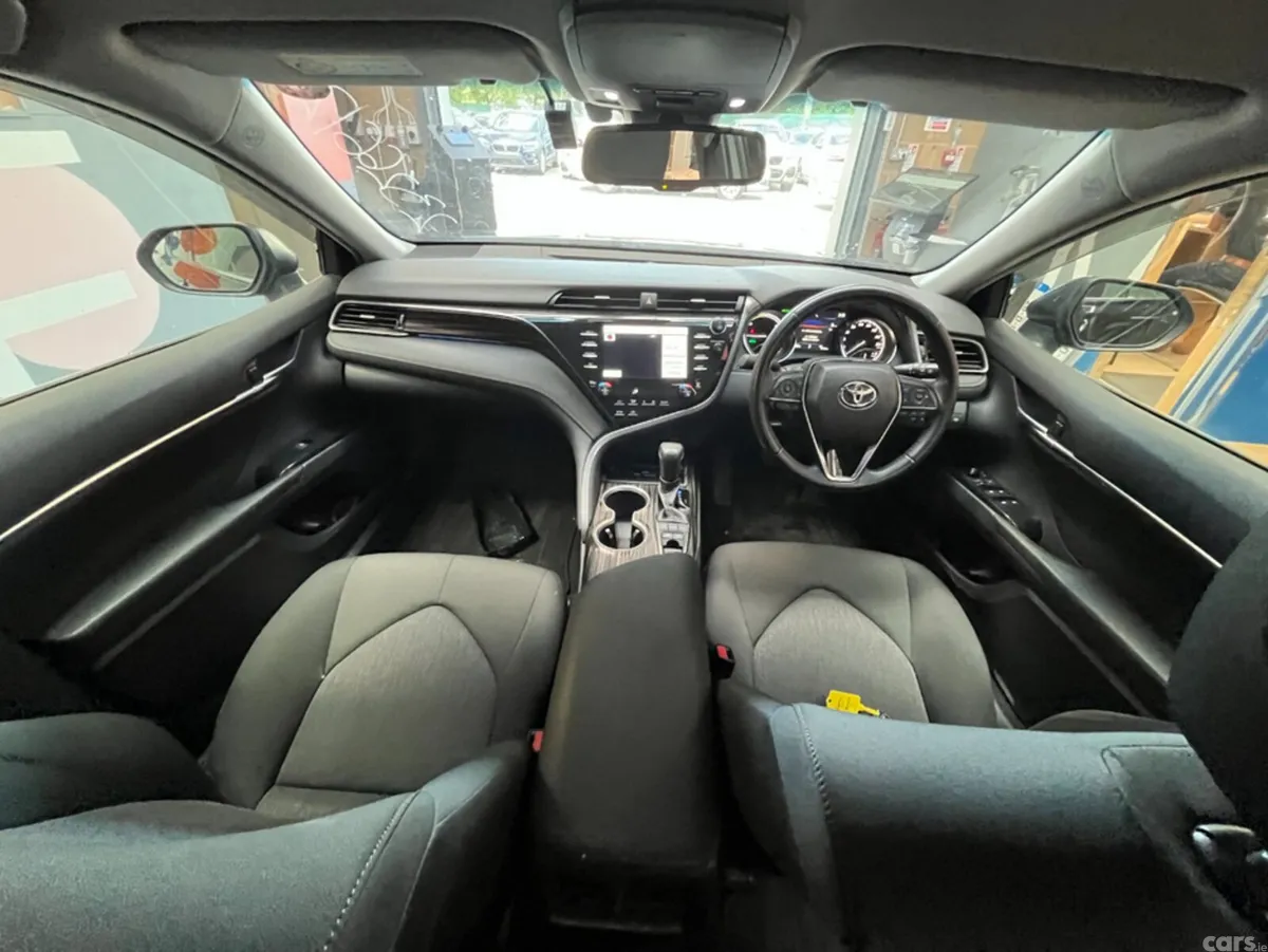 Toyota Camry Saloon, Petrol, 2020, Black