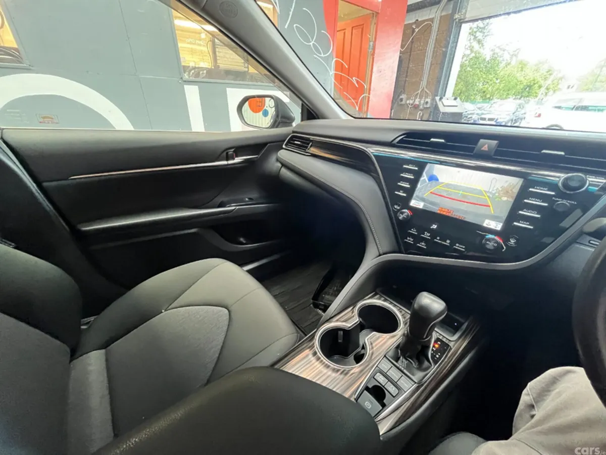 Toyota Camry Saloon, Petrol, 2020, Black