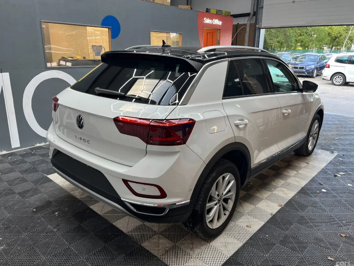 Volkswagen T-Roc SUV, Diesel, 2024, White