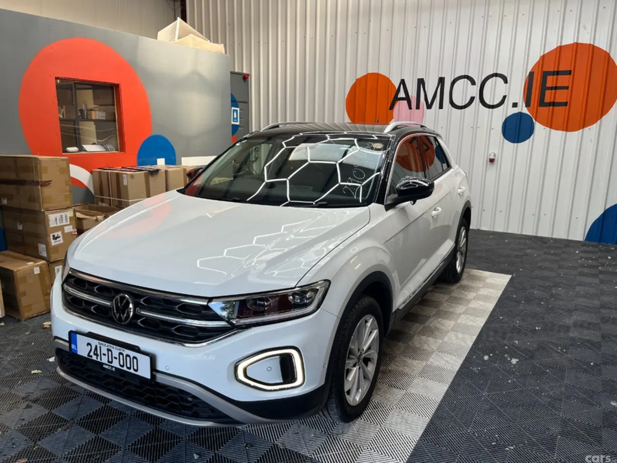 Volkswagen T-Roc SUV, Diesel, 2024, White