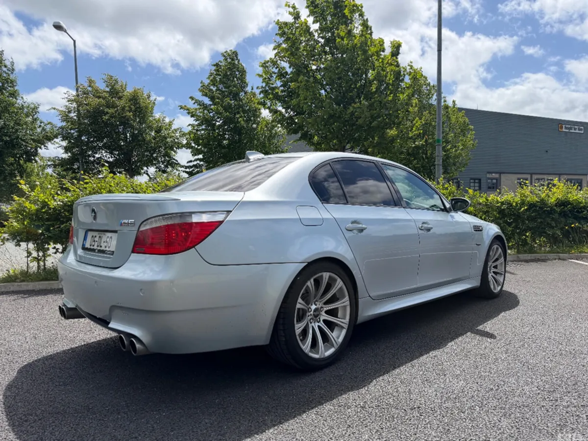 BMW M5 Saloon, Petrol, 2005, Silver