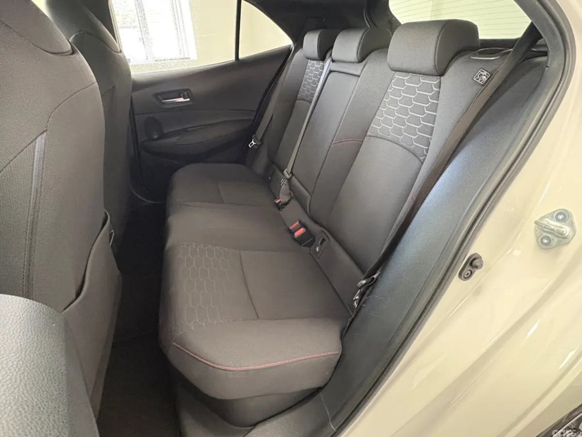 Toyota Corolla Hatchback, Petrol Hybrid, 2019, White