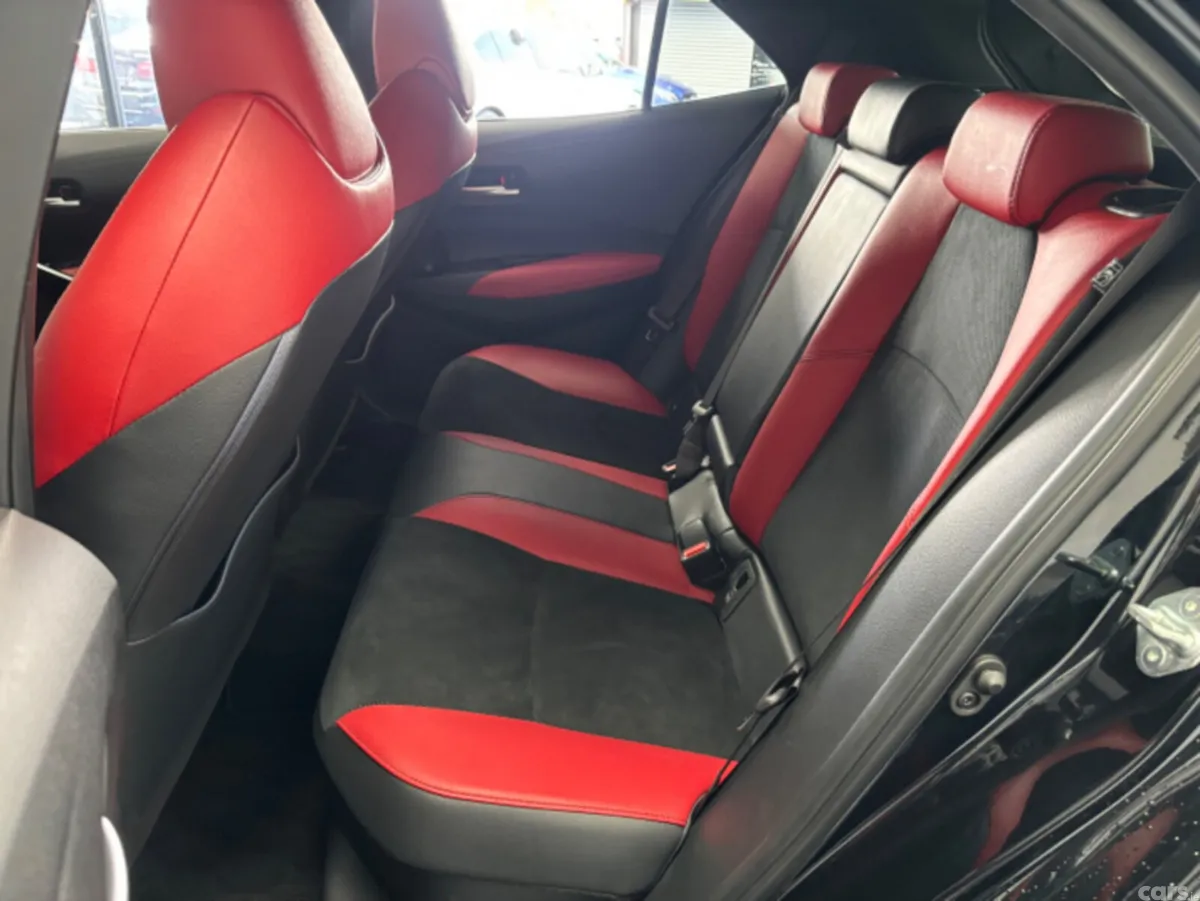 Toyota Corolla Hatchback, Petrol Hybrid, 2019, Black