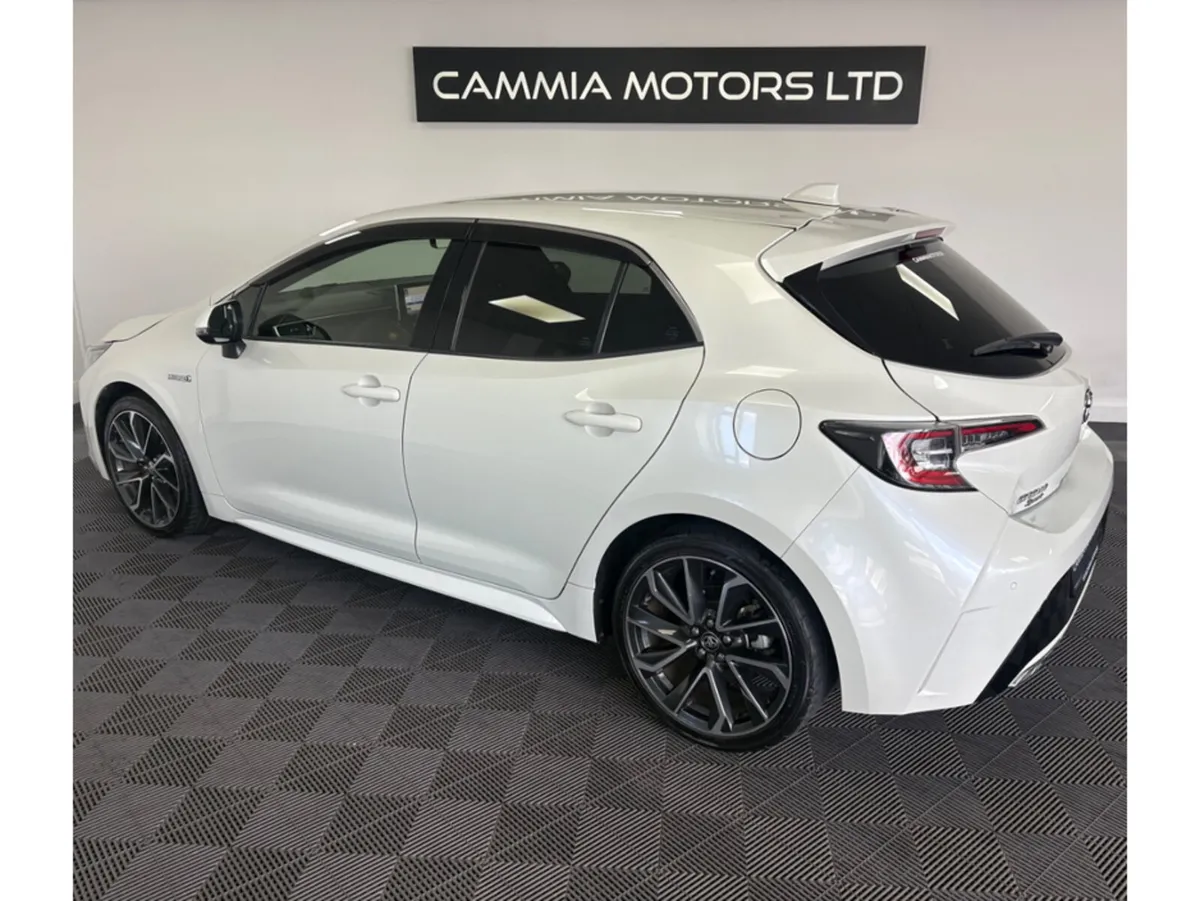 Toyota Corolla Hatchback, Petrol Hybrid, 2019, White