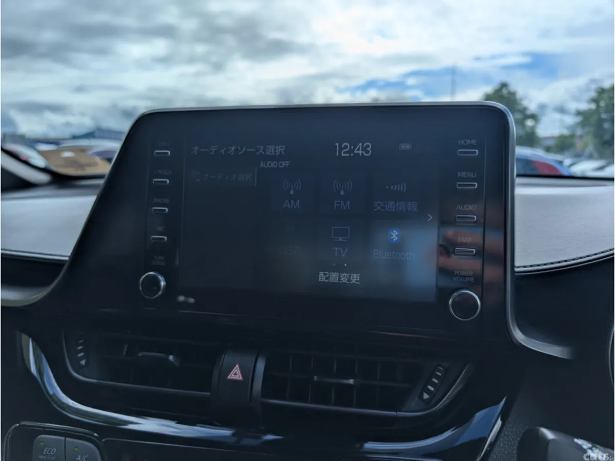 Toyota C-HR SUV, Petrol Hybrid, 2019, White