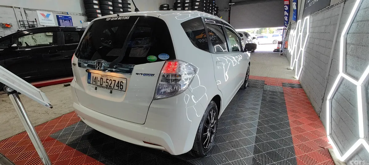 Honda Fit Hatchback, Petrol Hybrid, 2014, White