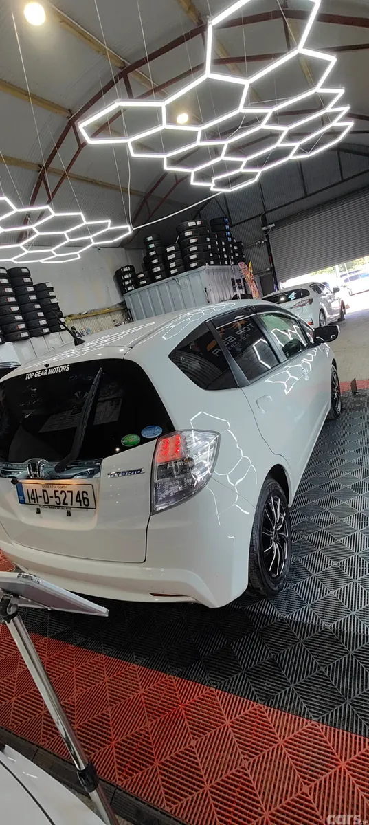 Honda Fit Hatchback, Petrol Hybrid, 2014, White