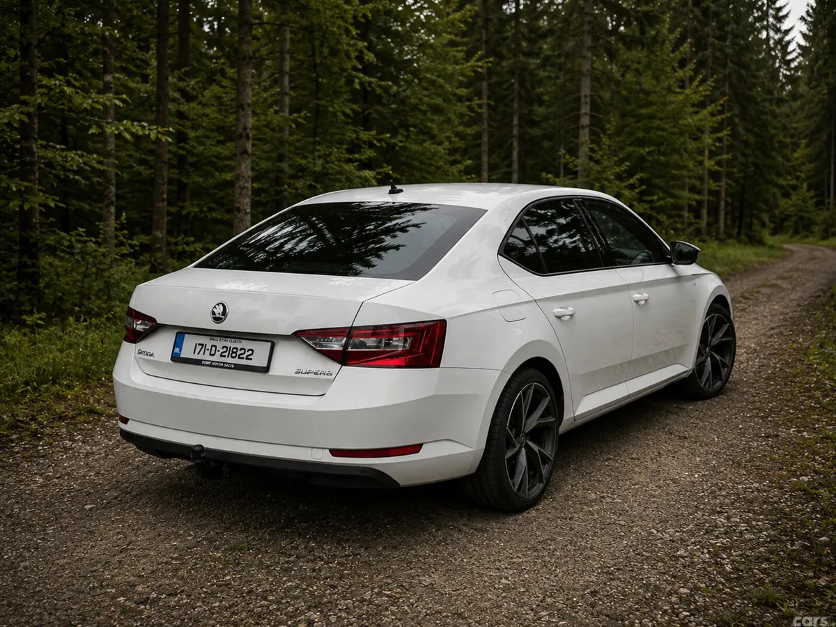 Skoda Superb Saloon, Diesel, 2017, White