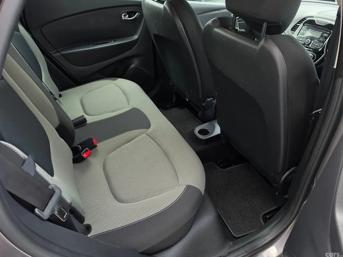 Renault Captur Hatchback, Diesel, 2018, Grey