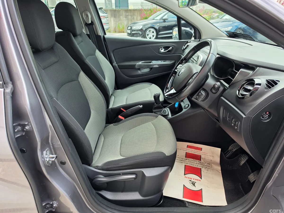 Renault Captur Hatchback, Diesel, 2018, Grey