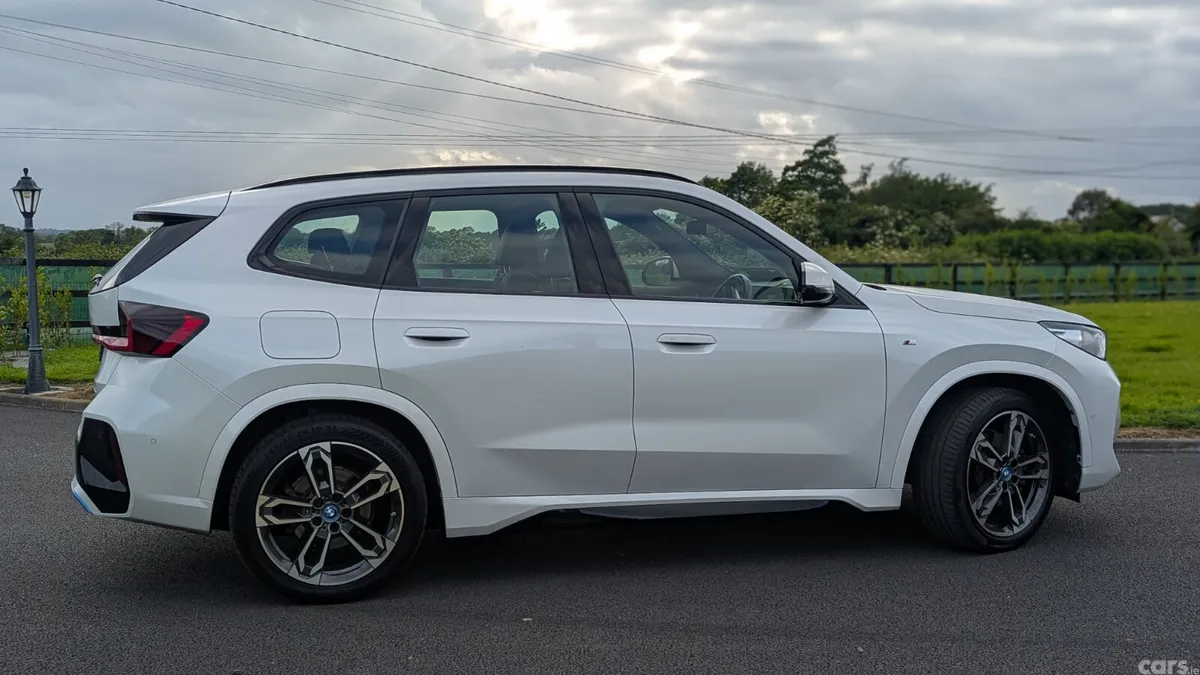 BMW iX1 Estate, Electric, 2023, White