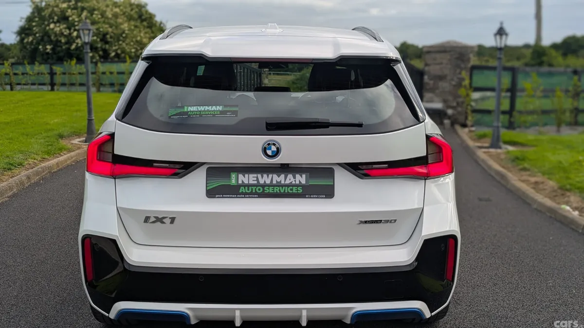 BMW iX1 Estate, Electric, 2023, White