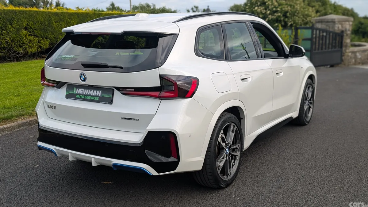 BMW iX1 Estate, Electric, 2023, White