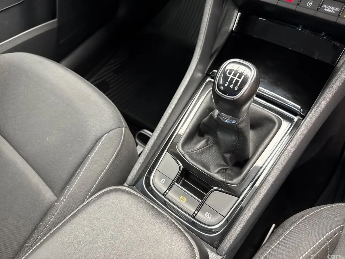 Skoda Karoq SUV, Diesel, 2021, Blue