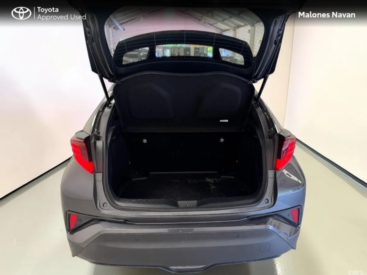 Toyota C-HR SUV, Petrol Hybrid, 2022, Grey