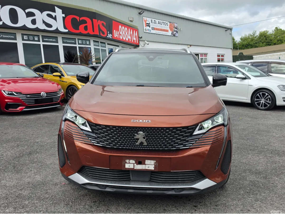Peugeot 5008 MPV, Diesel, 2021, Orange