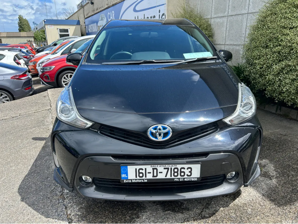 Toyota Prius MPV, Petrol Hybrid, 2016, Black