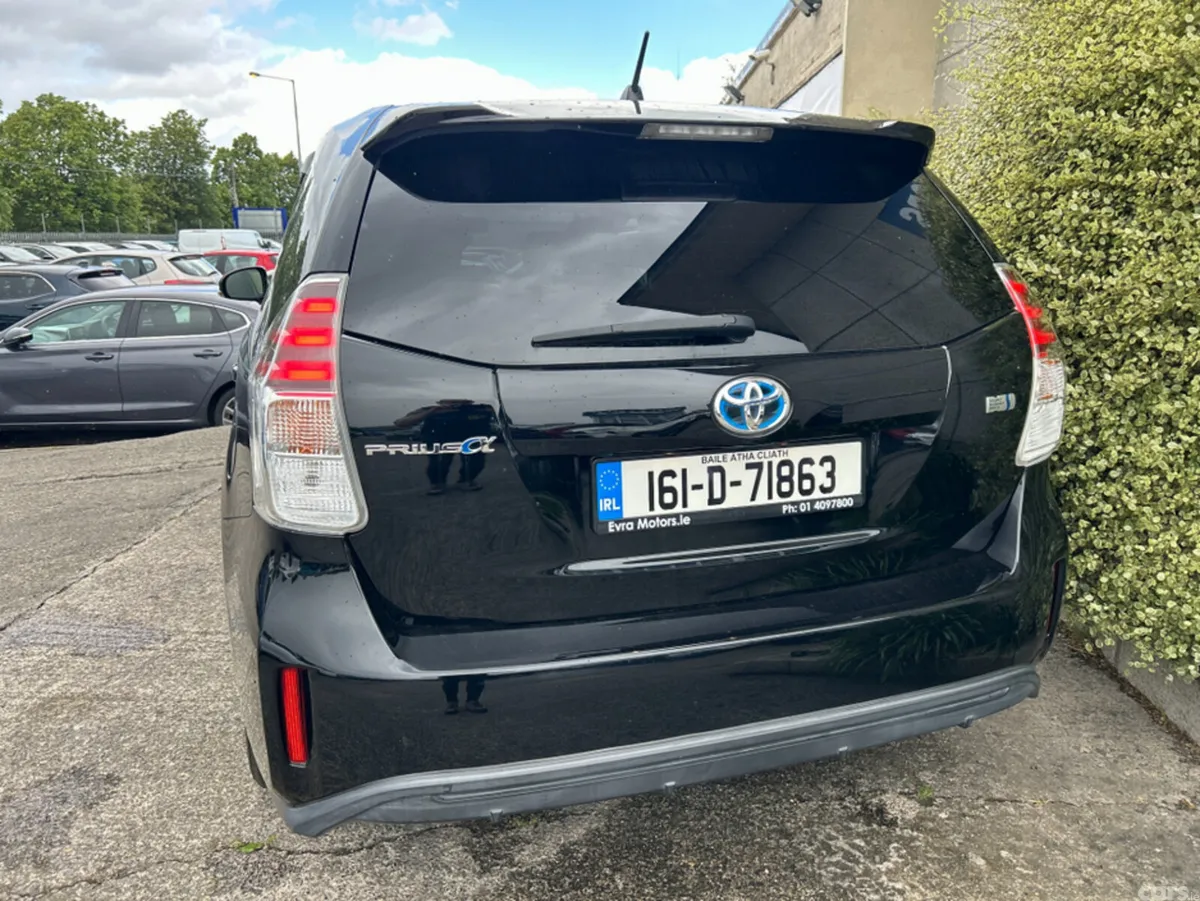 Toyota Prius MPV, Petrol Hybrid, 2016, Black