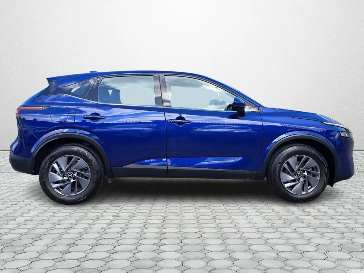 Nissan Qashqai SUV, Petrol, 2024, Blue