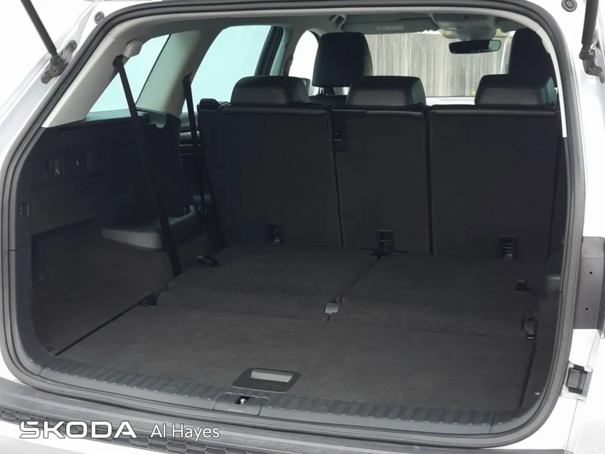 Skoda Kodiaq MPV, Diesel, 2022, Silver