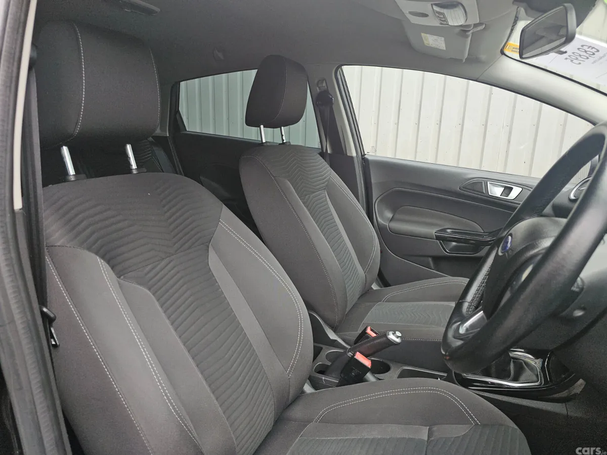Ford Fiesta Hatchback, Petrol, 2017, Black