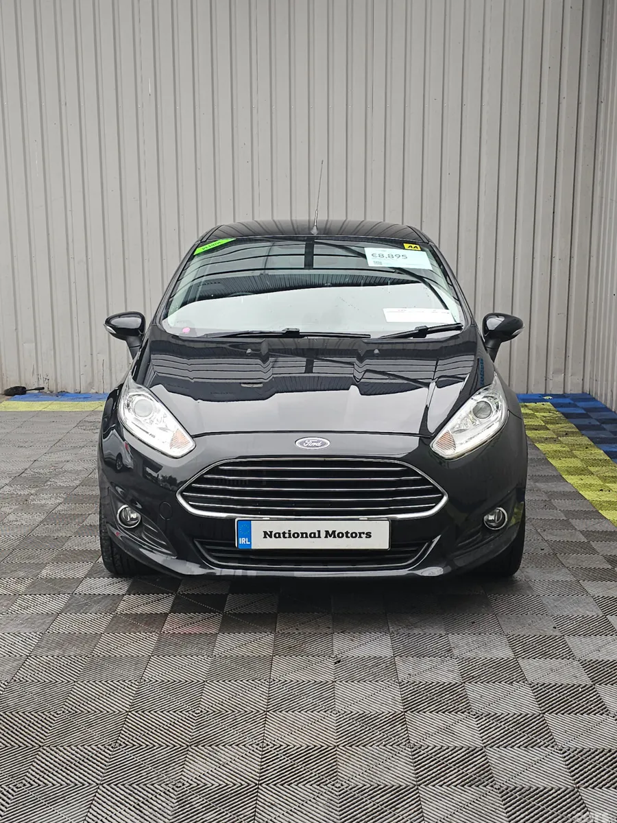 Ford Fiesta Hatchback, Petrol, 2017, Black