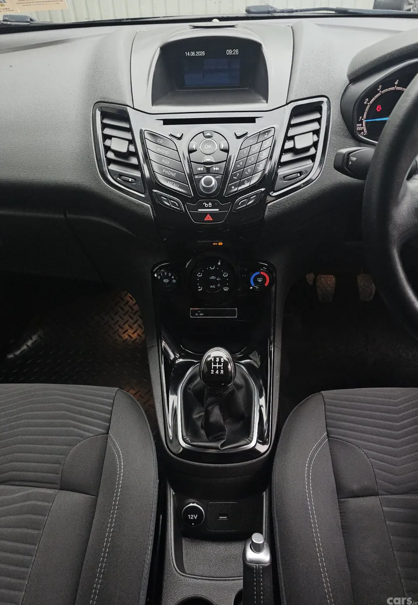 Ford Fiesta Hatchback, Petrol, 2017, Black