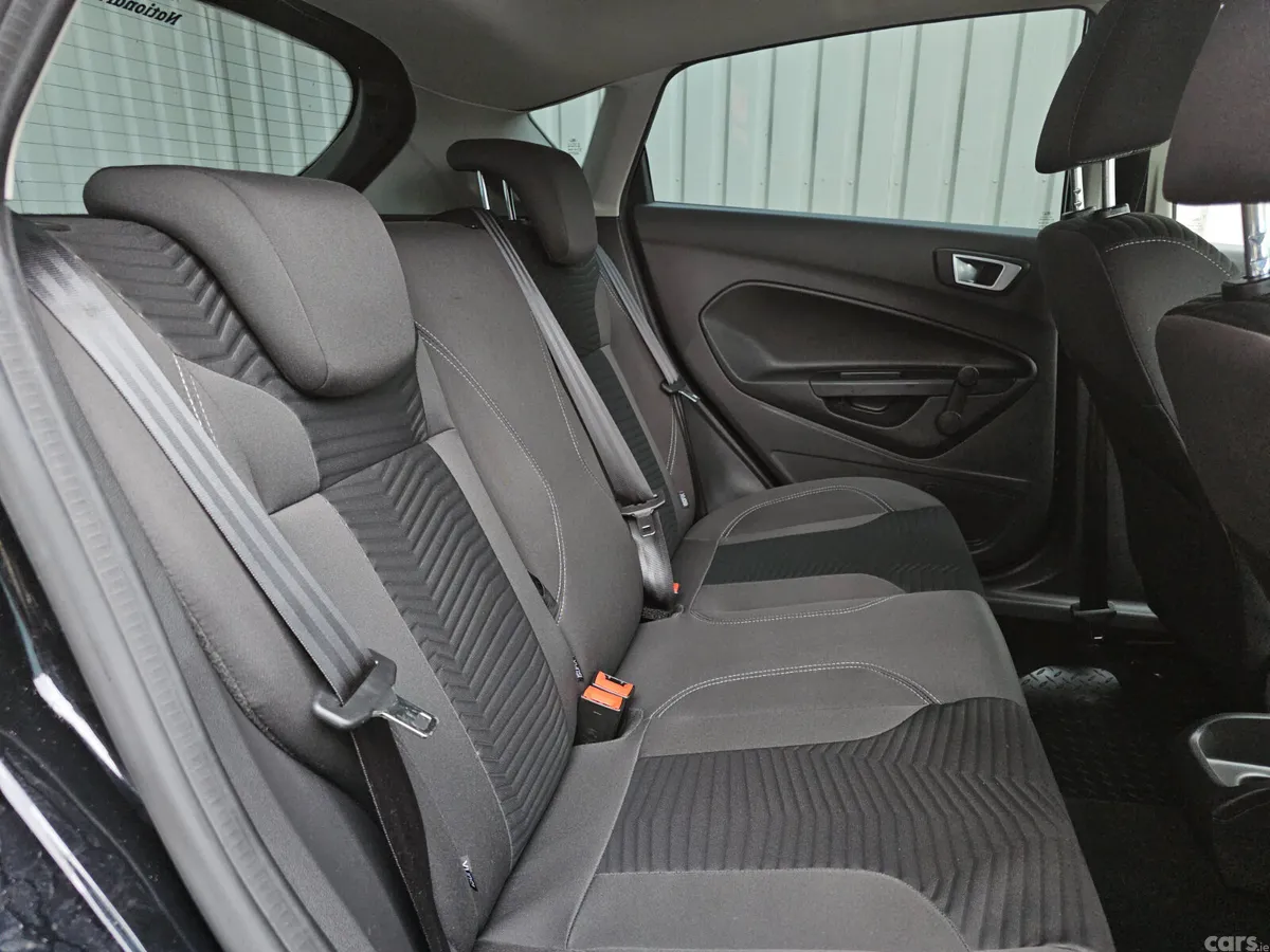 Ford Fiesta Hatchback, Petrol, 2017, Black