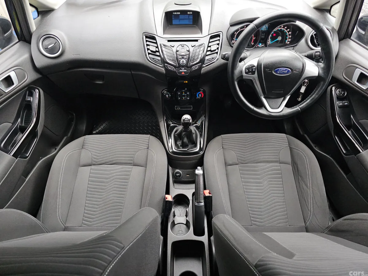 Ford Fiesta Hatchback, Petrol, 2017, Black