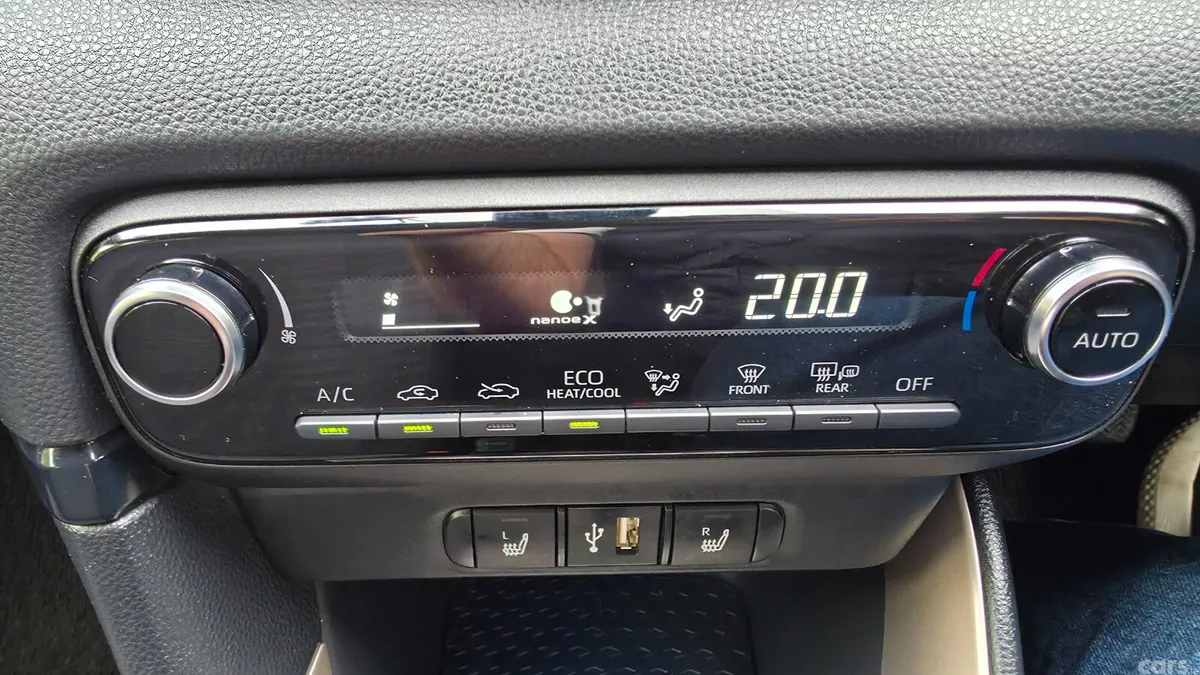 Toyota Yaris Hatchback, Petrol Hybrid, 2021, Red