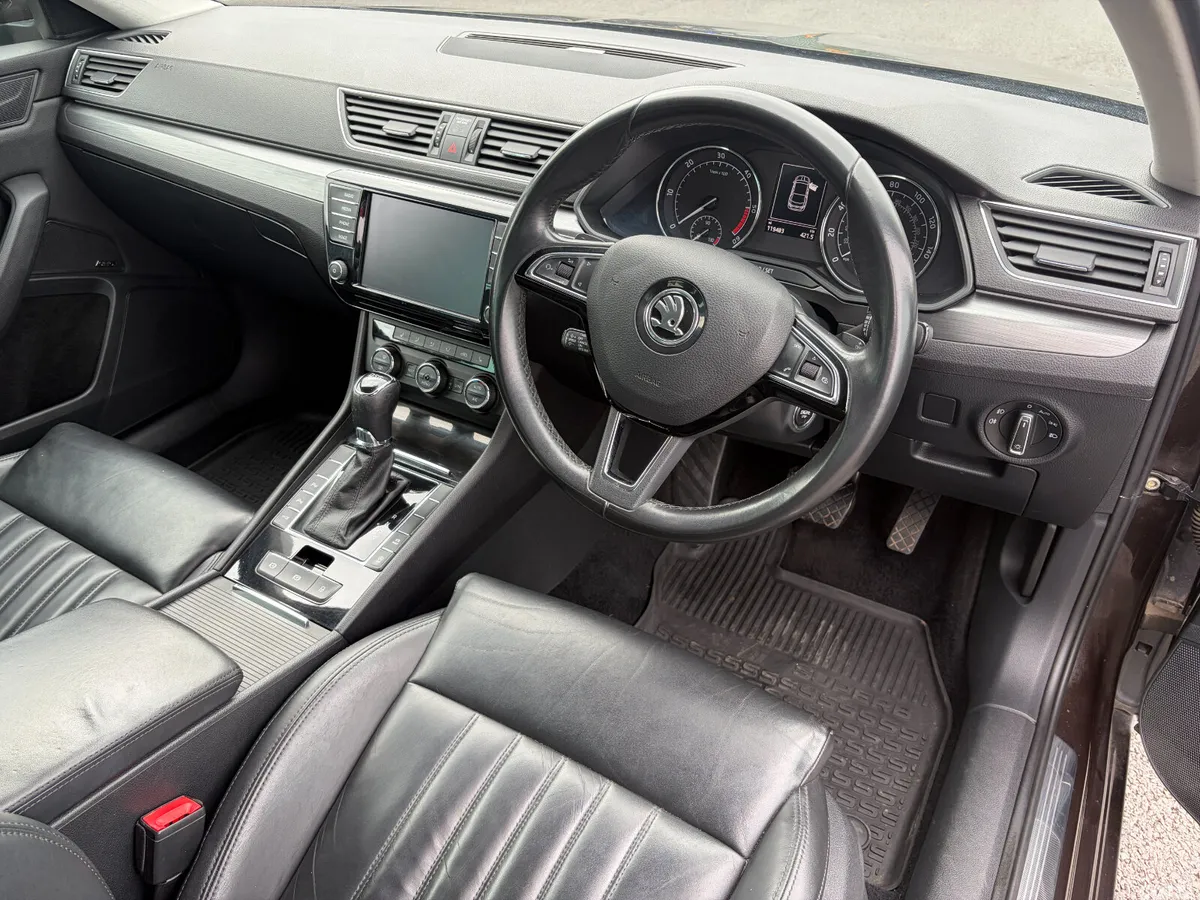 Skoda Superb Hatchback, Diesel, 2016, Brown