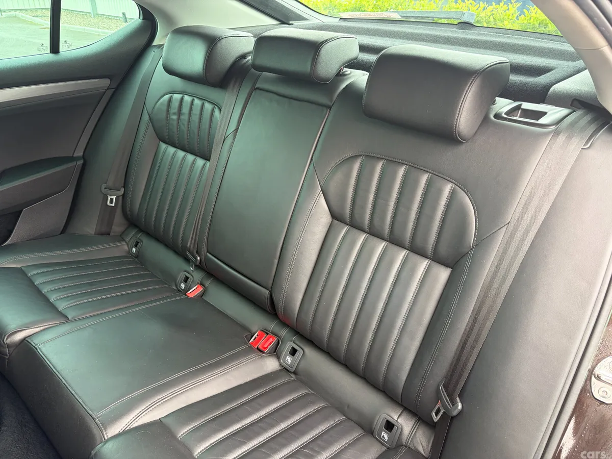 Skoda Superb Hatchback, Diesel, 2016, Brown