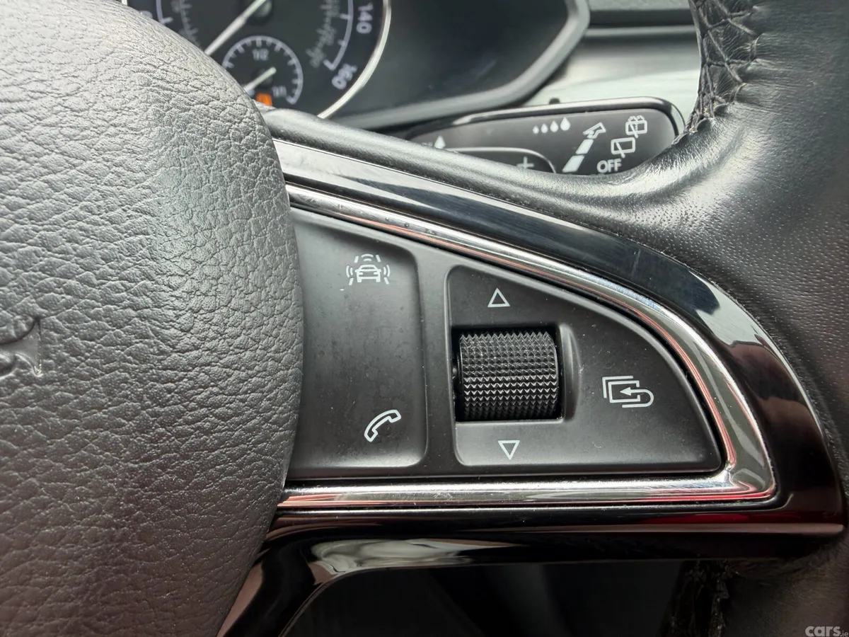 Skoda Superb Hatchback, Diesel, 2016, Brown