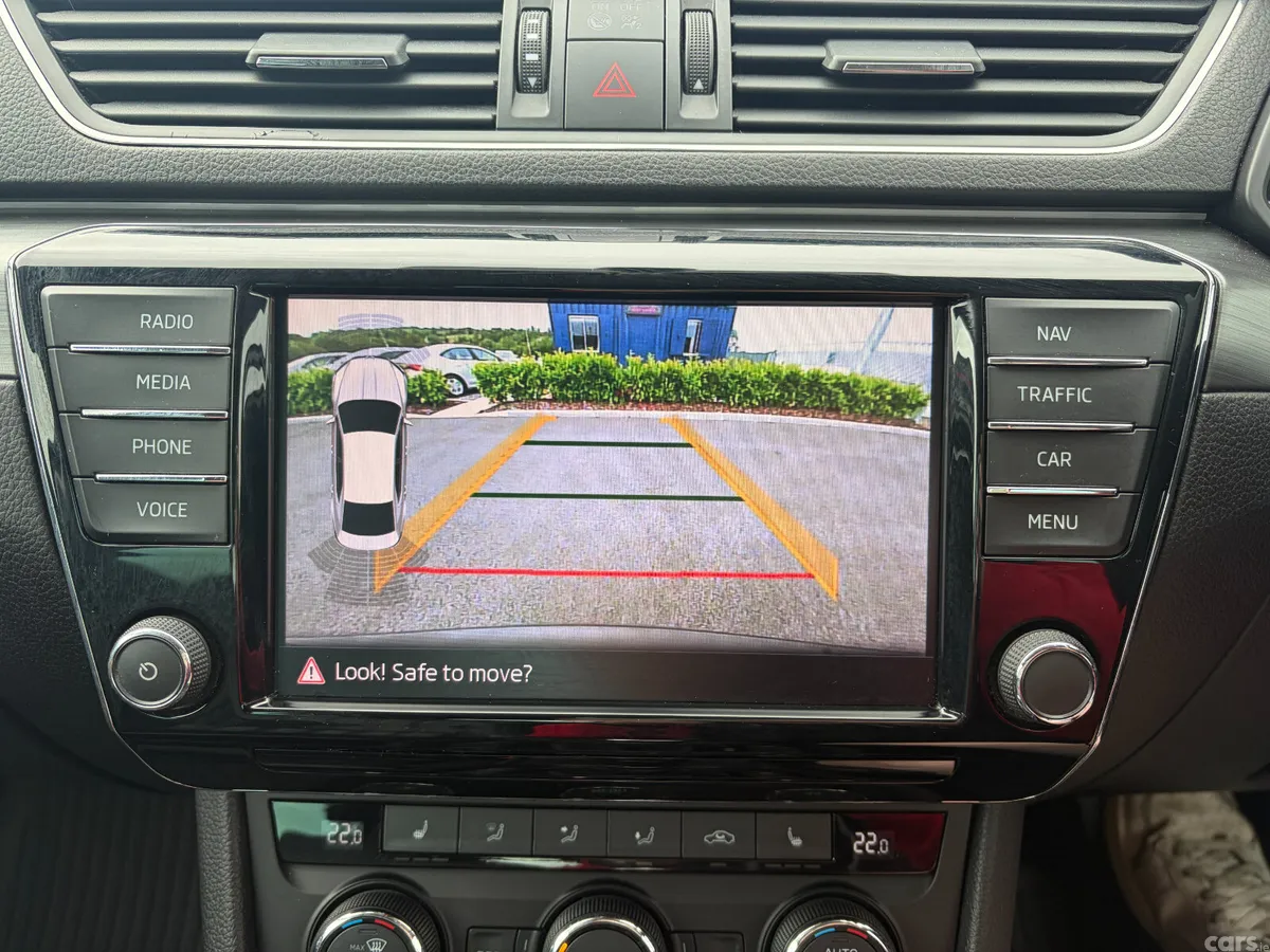 Skoda Superb Hatchback, Diesel, 2016, Brown