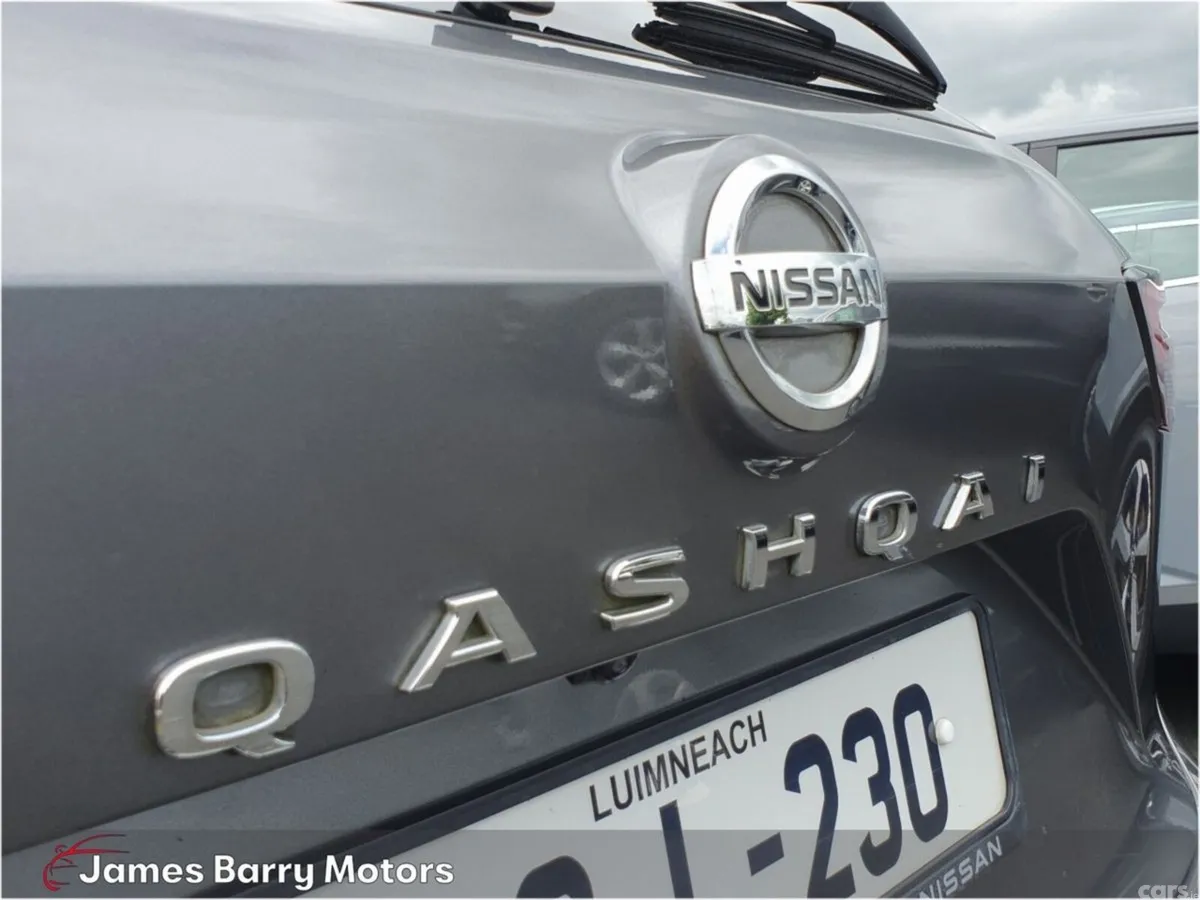 Nissan Qashqai MPV, Petrol, 2022, Grey
