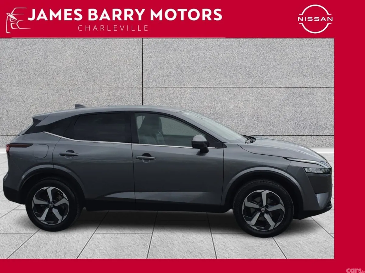 Nissan Qashqai MPV, Petrol, 2022, Grey