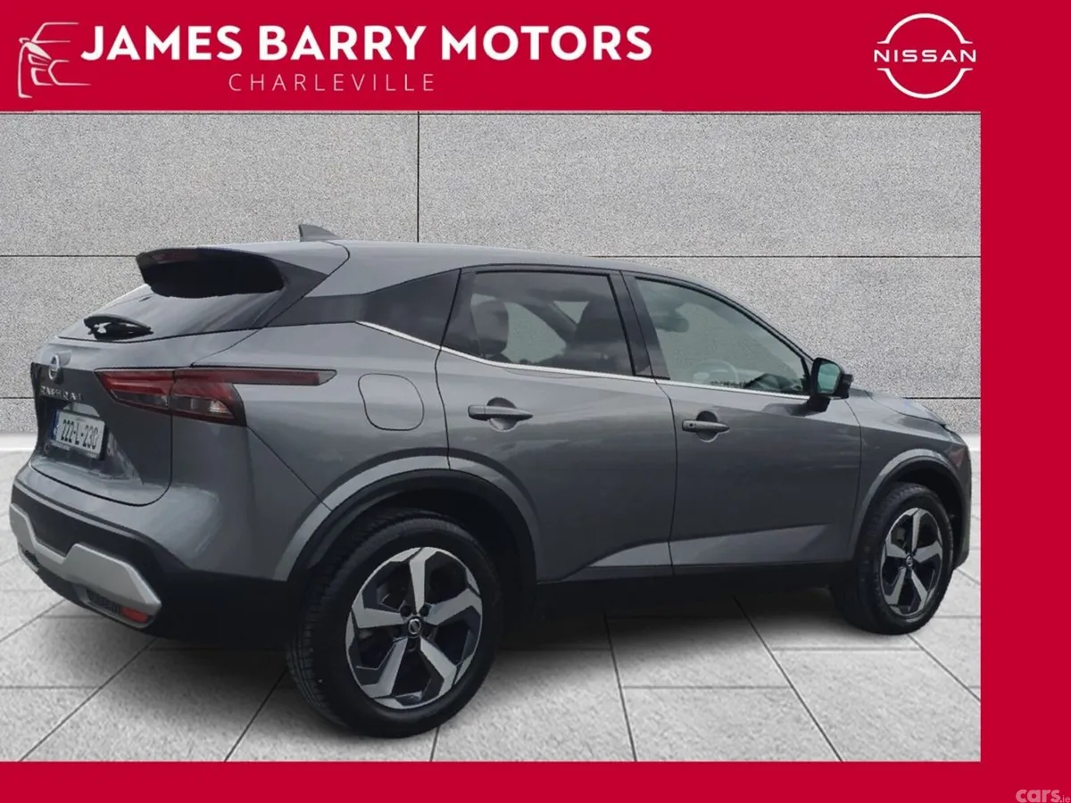 Nissan Qashqai MPV, Petrol, 2022, Grey