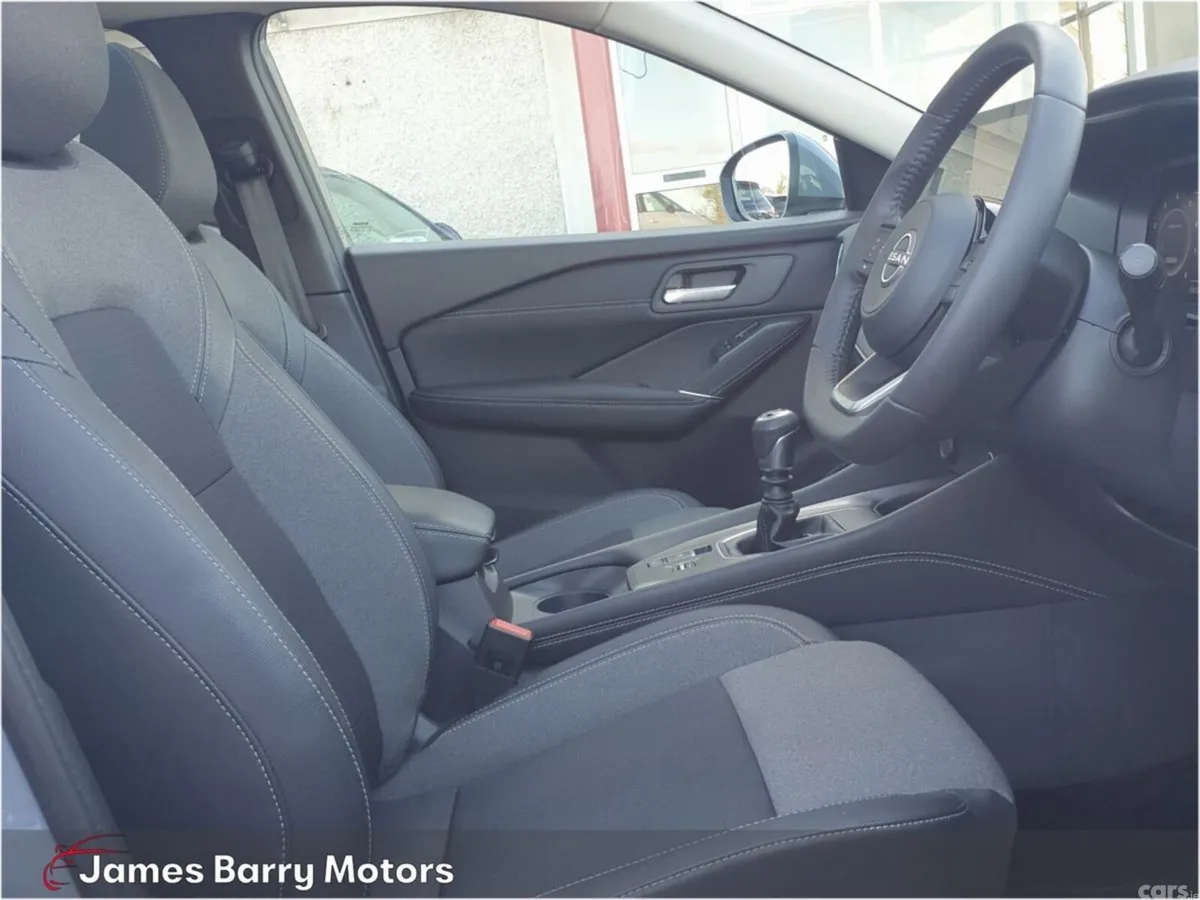 Nissan Qashqai MPV, Petrol Hybrid, 2026, Grey