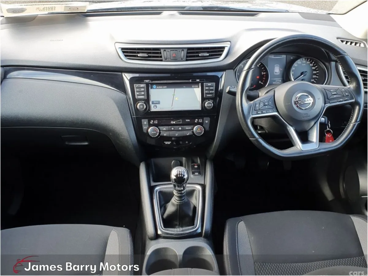 Nissan Qashqai MPV, Diesel, 2018, Grey