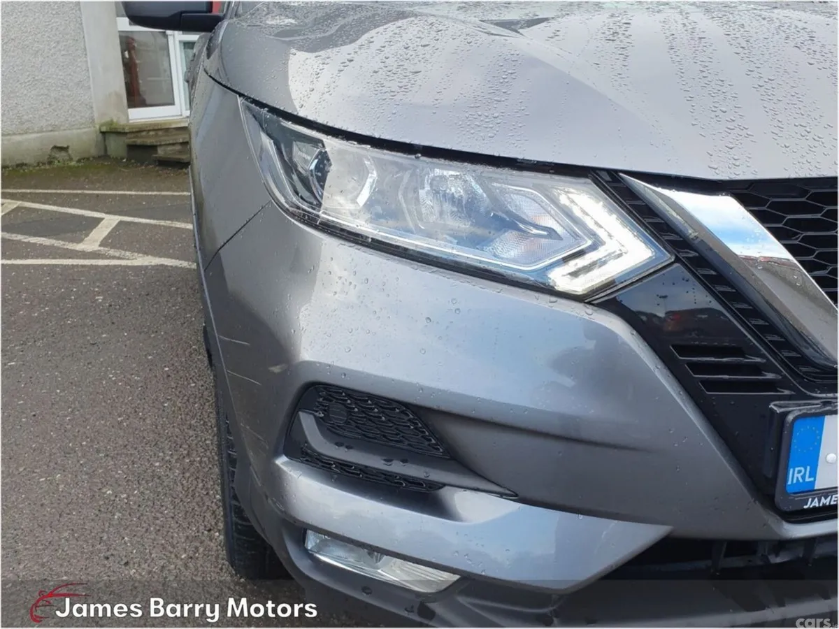 Nissan Qashqai MPV, Diesel, 2018, Grey
