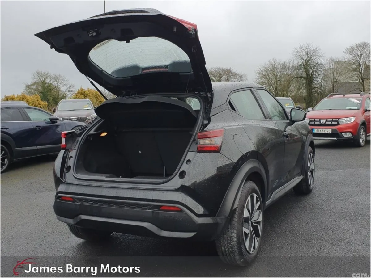 Nissan Juke SUV, Petrol, 2025, Black