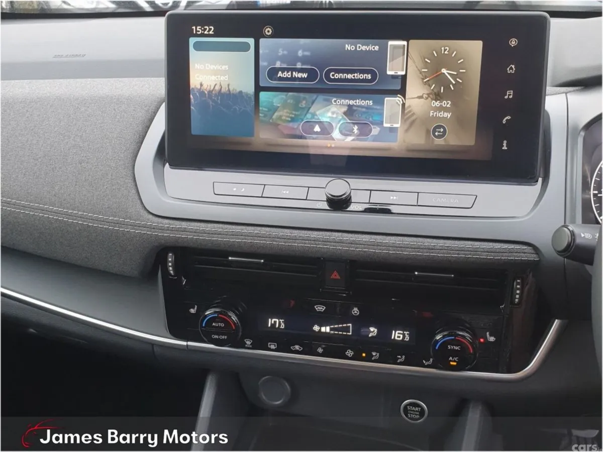 Nissan Qashqai MPV, Petrol, 2025, White