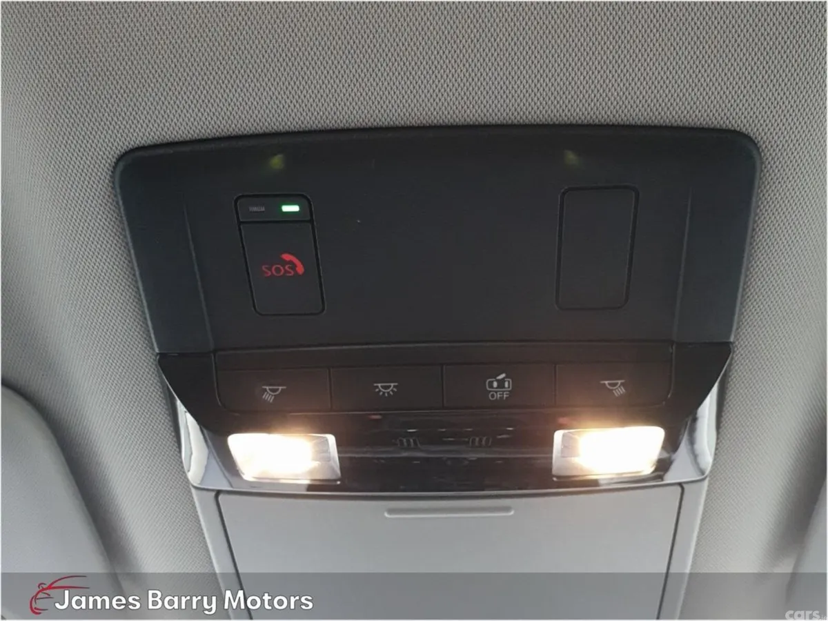 Nissan Qashqai MPV, Petrol, 2025, White