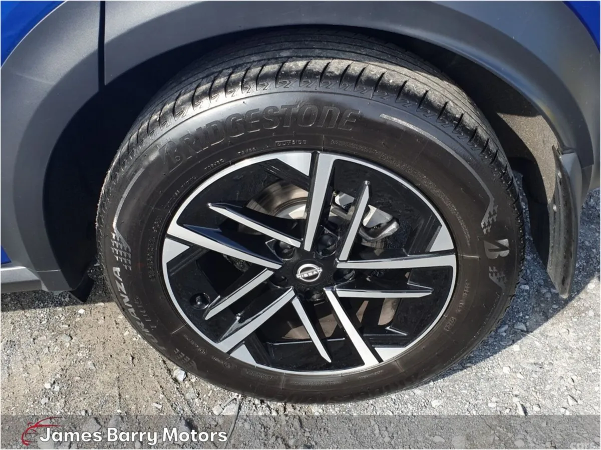 Nissan Juke SUV, Petrol, 2025, Blue