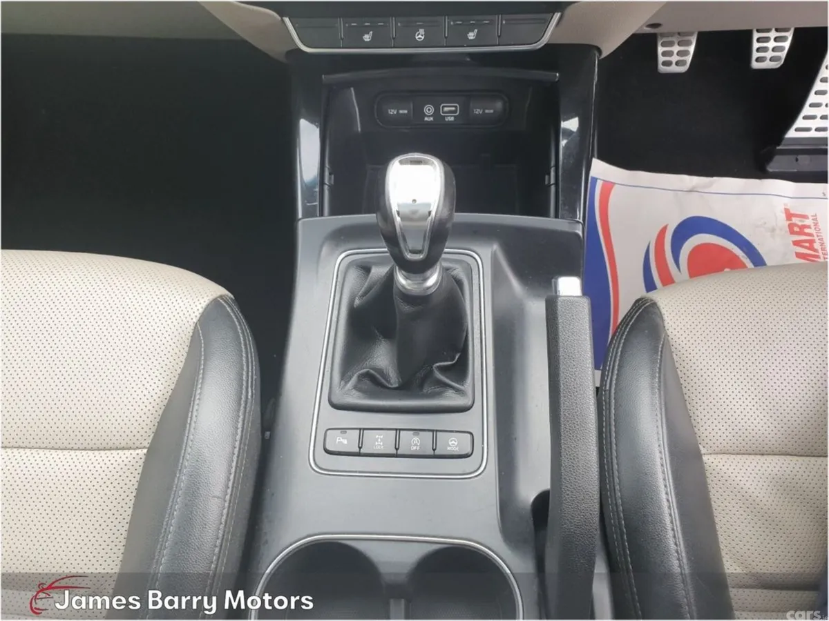 Kia Sorento SUV, Diesel, 2018, Red